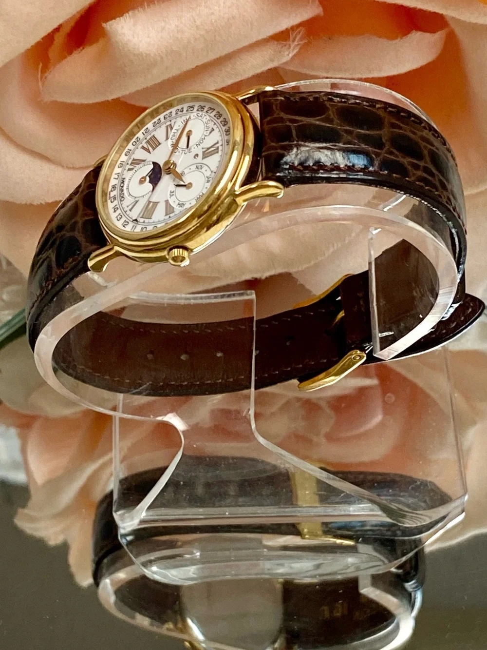 Vintage Movado Swiss Made Triple Date Moon Phase Ladies Dress Watch